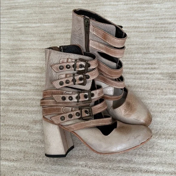 FREEBIRD by Steven Tali Strappy Women's Heeled Boots Booties Taupe Size 7 - Picture 17 of 17